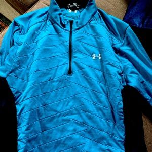 Under Amour 1/4 zip cold gear shirt